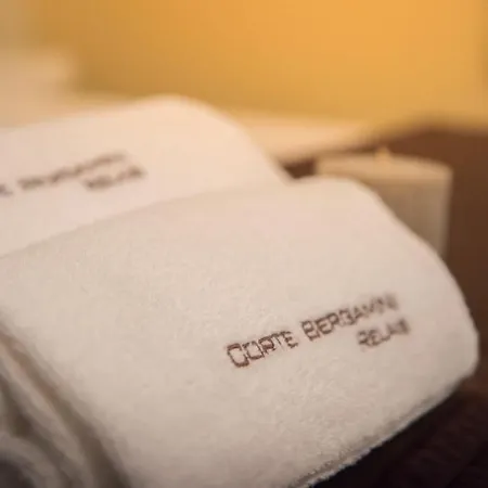 Relais Corte Bergamini Nocleg ze śniadaniem Peschiera del Garda