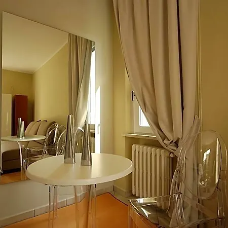 Relais Corte Bergamini بسكييرا ديل غاردا